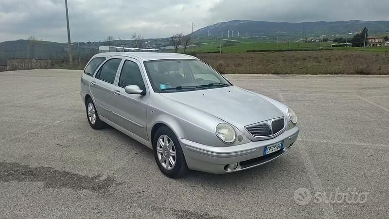 Usata Lancia Lybra 115 CV (84 kW) 2005 Station wagon