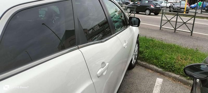 Bianco Usata 2011 Mazda CX-7 SUV | 3000 € (Buon prezzo) - Immagine 1/4