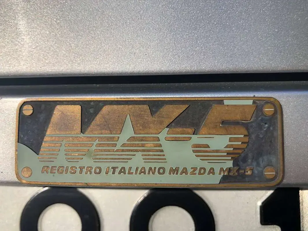 Usata Mazda MX5 131 CV (96 kW) 1995 Argento Cabrio