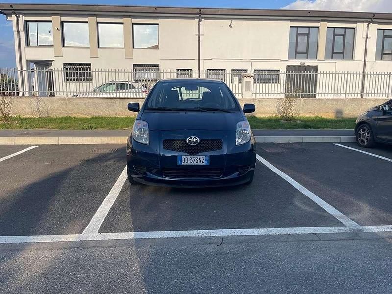 Usata Toyota Yaris 87 CV (63 kW) 2005 Utilitaria