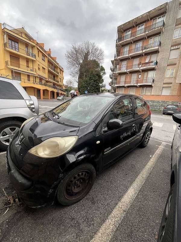 Usata Peugeot 107 68 CV (50 kW) 2008 Nero Utilitaria
