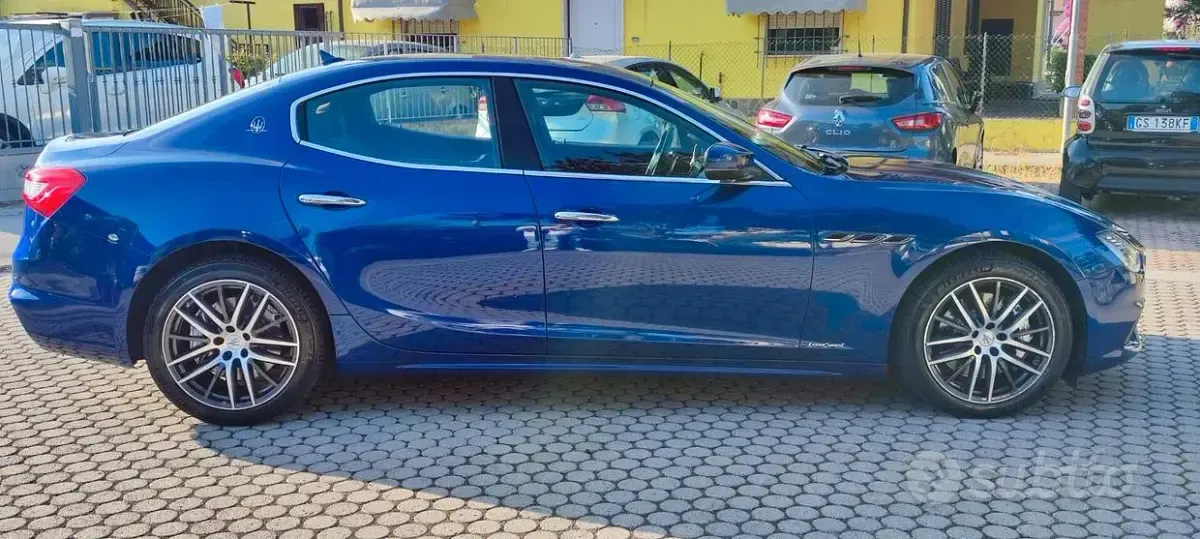 Usata Maserati Ghibli 430 CV (316 kW) 2018 Bluazzurro Berlina