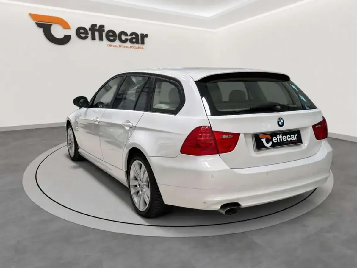 Usata BMW 320 184 CV (135 kW) 2011 Bianco Station wagon
