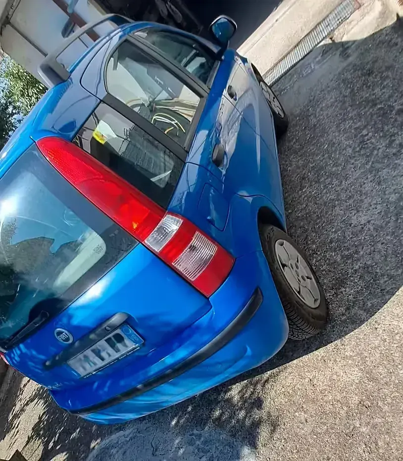 Usata Fiat Panda 54 CV (39 kW) 2003 Bluazzurro Utilitaria