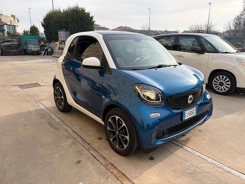 Usata Smart ForTwo Coupé Passion 90 CV (66 kW) 2017 Blu Coupé
