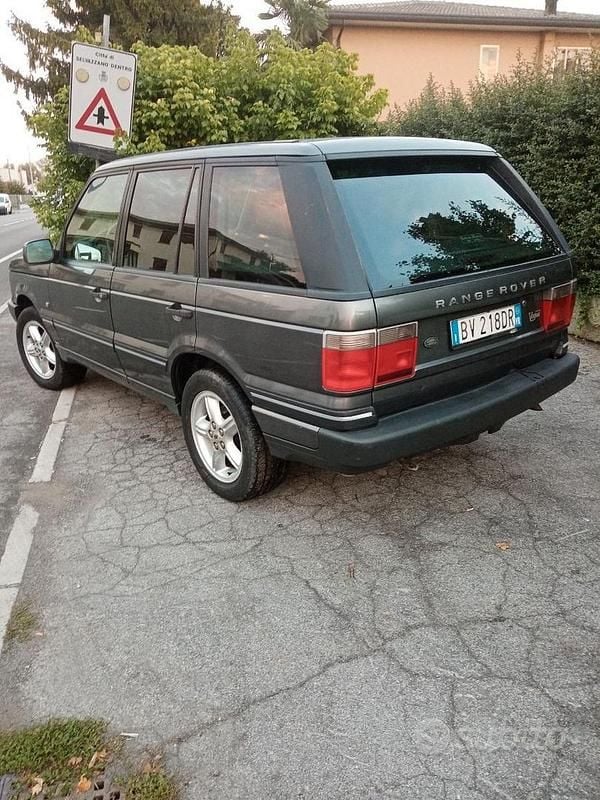 Usata Land Rover Range Rover Vogue 2001 Grigio SUV
