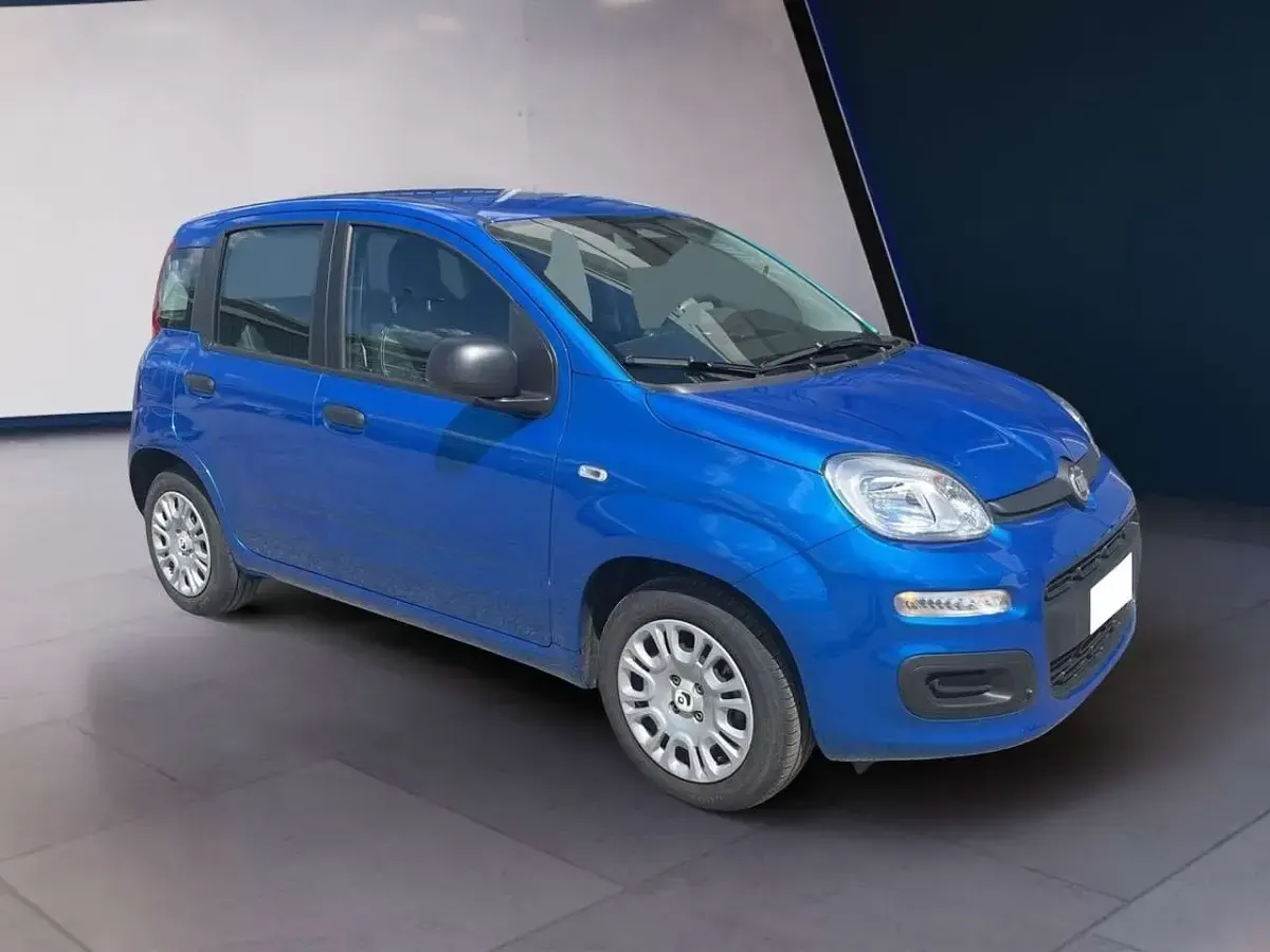 Usata Fiat Panda 69 CV (50 kW) 2025 Blu/azzurro Utilitaria