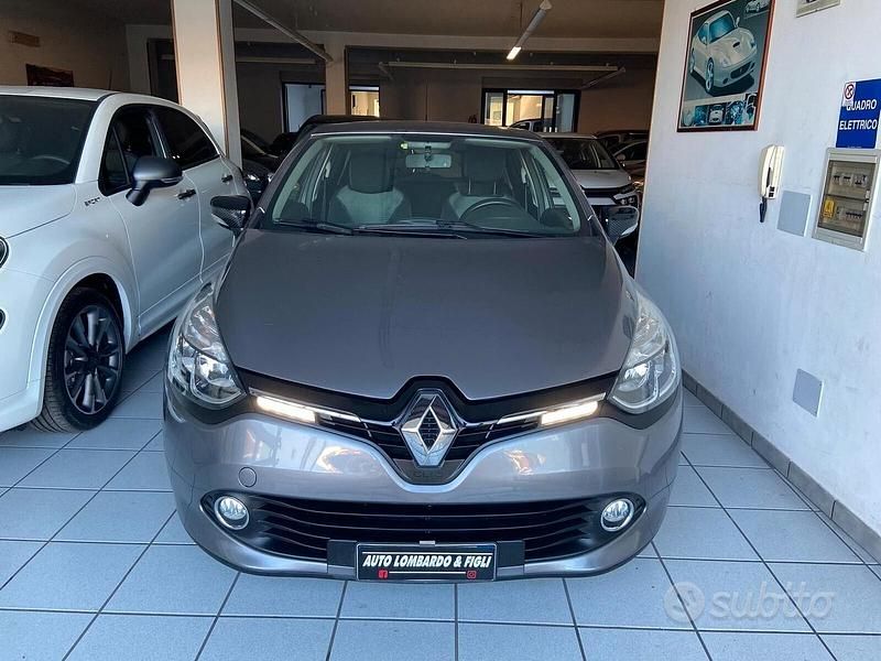 Usata Renault Clio IV 75 CV (55 kW) 2016 Grigio Berlina