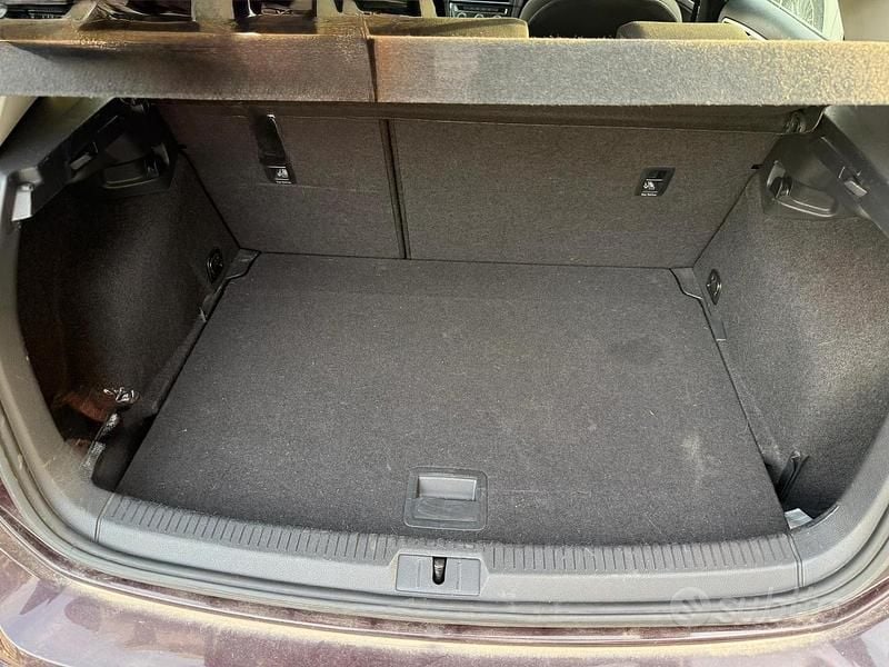 Second-hand VW Golf VII 90 CP (66 kW) 2018 Maro Berlinǎ