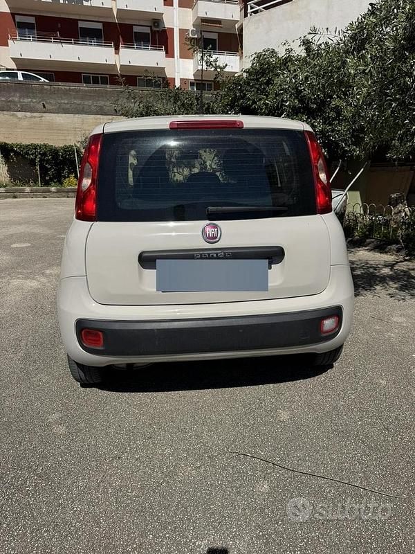 Usata Fiat Panda Young 69 CV (50 kW) 2016 Utilitaria