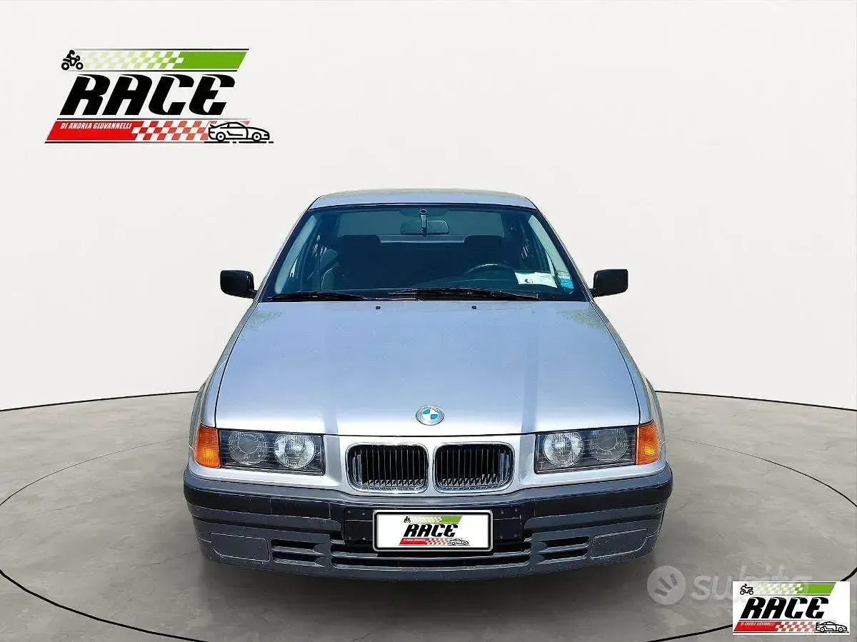 Usata BMW 316 Efficient Dynamics 103 CV (75 kW) 1993 Gray Berlina