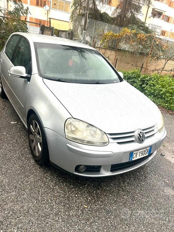 Usata VW Golf IV Sportline 140 CV (102 kW) 2005 Grigio Berlina