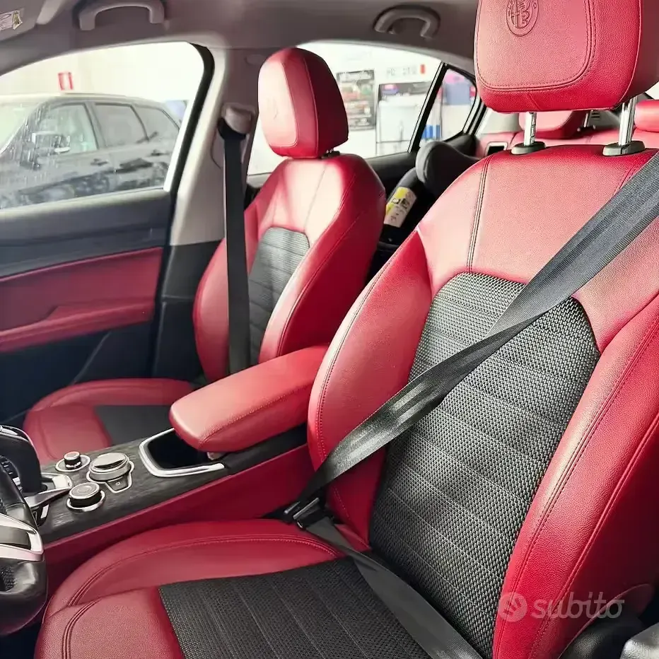 Usata Alfa Romeo Stelvio Executive 190 CV (139 kW) 2020 Nero SUV