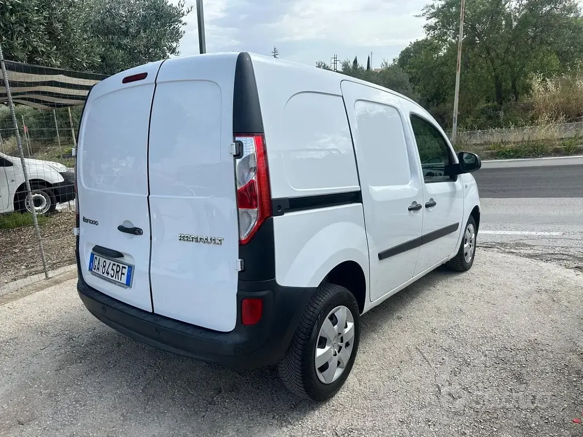 Usata Renault Kangoo 95 CV (69 kW) 2020 Bianco Monovolume