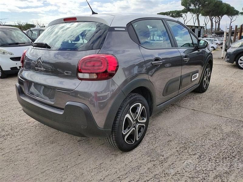 Usata Citroën C3 Feel 110 CV (80 kW) 2022 Grigio metallizzato Utilitaria