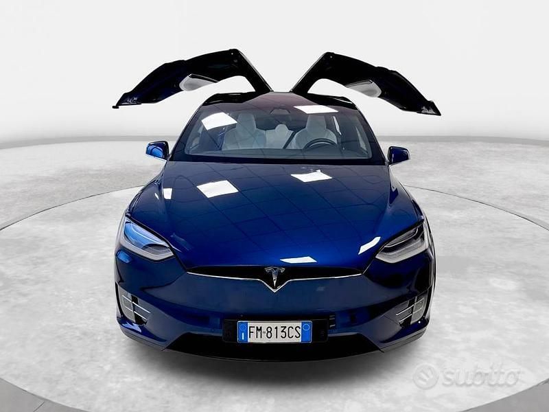 Usata Tesla Model X 158 kW (215 CV) 2017 Blu/azzurro SUV