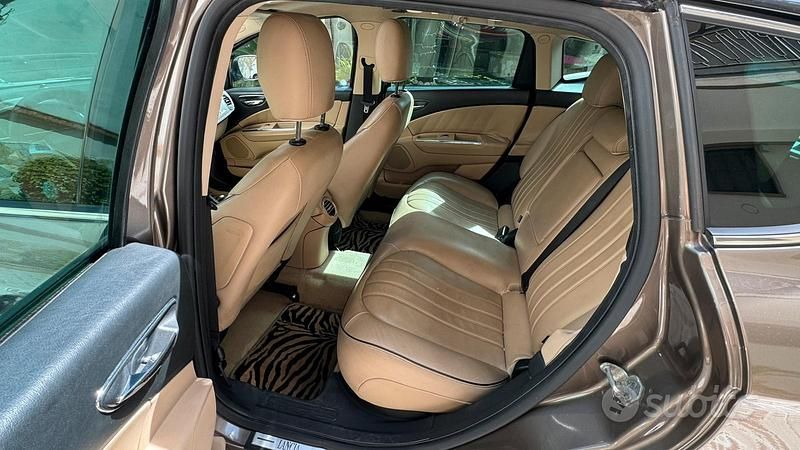 Usata Lancia Delta 190 CV (139 kW) 2010 Utilitaria