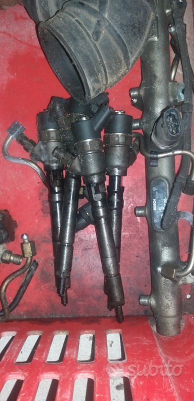 Usata Hyundai Trajet 112 CV (82 kW) 2002 Blu Monovolume