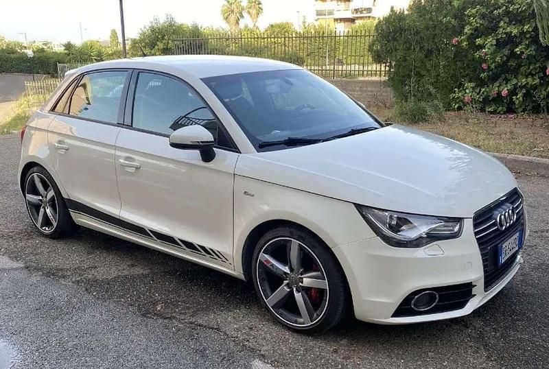 Usata Audi A1 Sportback Ambition 122 CV (89 kW) 2013 Utilitaria