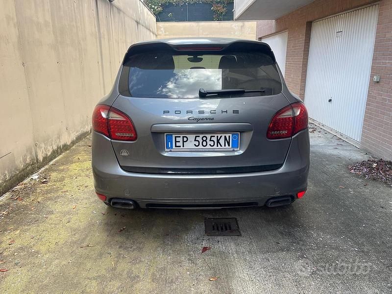 Usata Porsche Cayenne 245 CV (180 kW) 2012 SUV