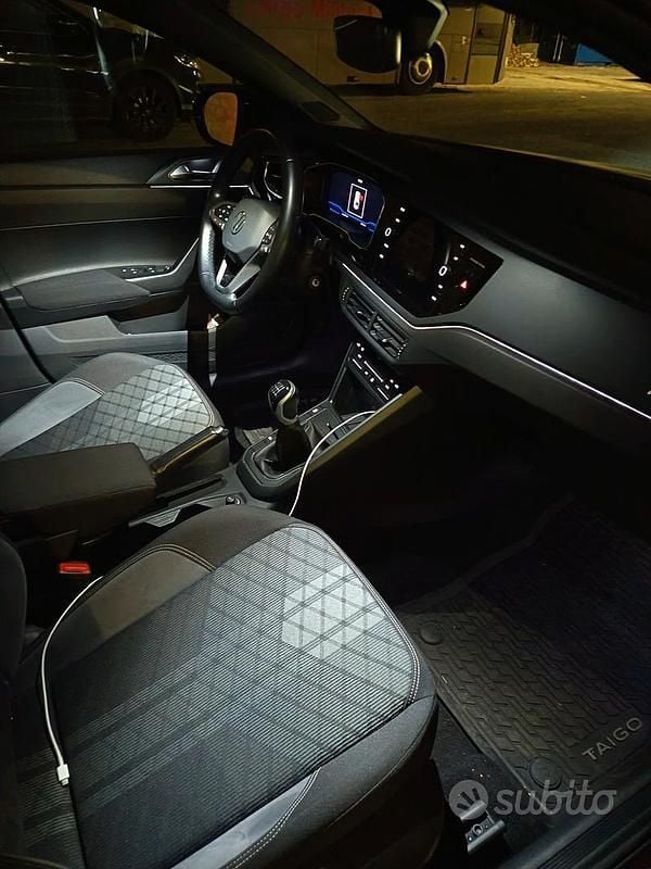 Usata VW Taigo R-line 110 CV (80 kW) 2022 Bianco SUV
