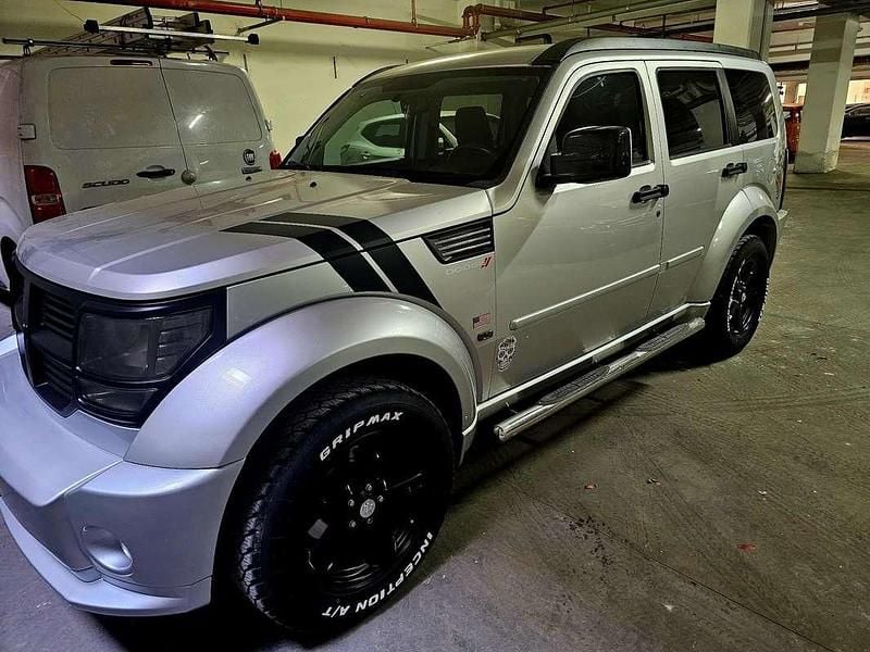 Usata Dodge Nitro SXT 177 CV (130 kW) 2007 Argento SUV