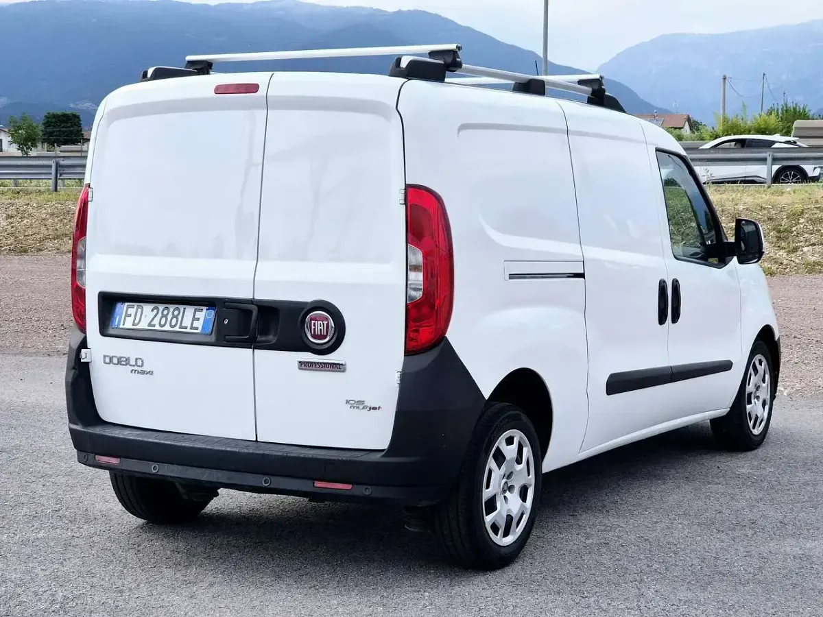 Usata Fiat Doblò 105 CV (77 kW) 2016 Other Monovolume