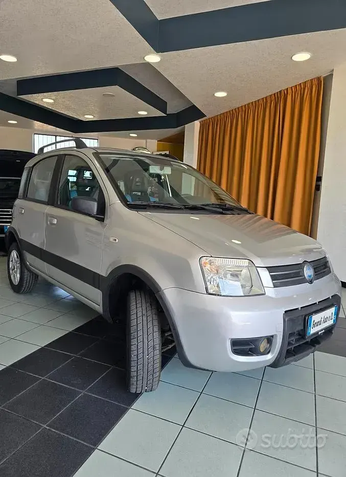Occasion Fiat Panda 4x4 Climbing 69 ch (50 kW) 2007 Gris Citadine