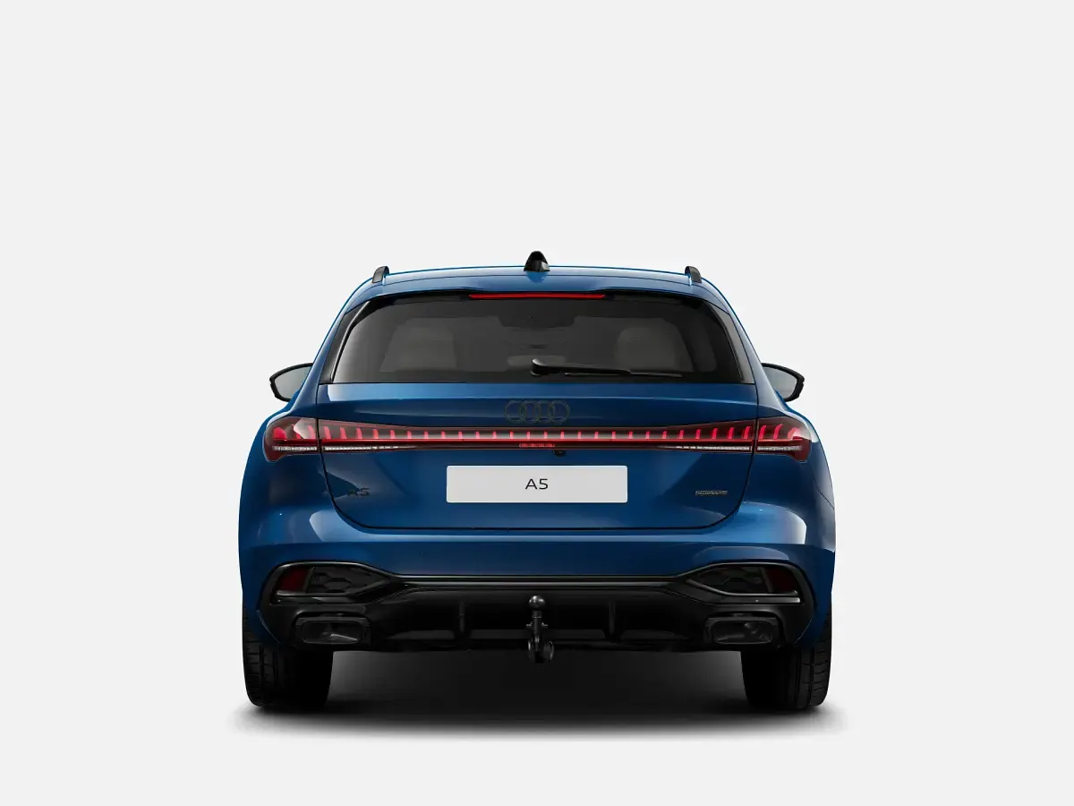 Nuova Audi A5 S-Line 299 CV (219 kW) 2026 Blu ascari metallizzato Station wagon