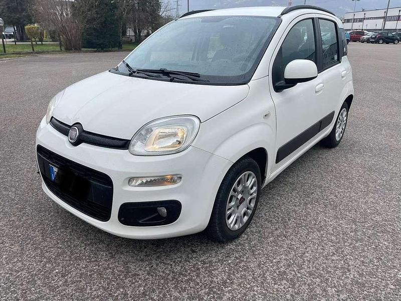 Usata Fiat Panda Pop 75 CV (55 kW) 2012 Bianco Utilitaria