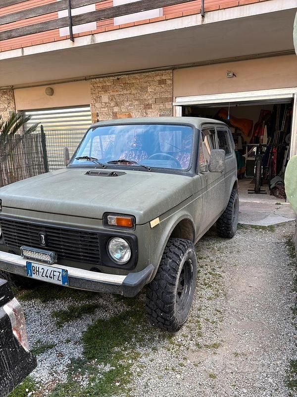 Usata Lada niva 2000 SUV