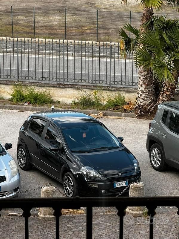 Usata Fiat Punto Evo 75 CV (55 kW) 2010 Nero Utilitaria