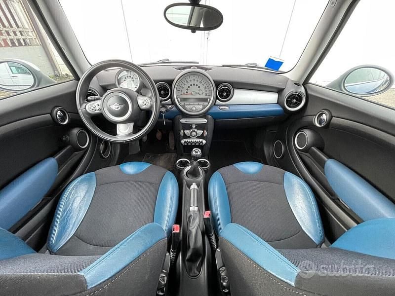 Usata Mini Cooper D Chili 109 CV (80 kW) 2007 Blu Utilitaria