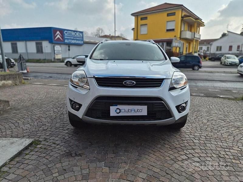 Usata Ford Kuga Titanium 163 CV (119 kW) 2013 Bianco SUV