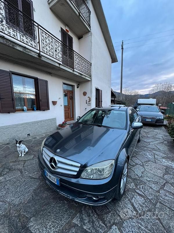 Usata Mercedes C220 Avantgarde 170 CV (125 kW) 2009 Berlina