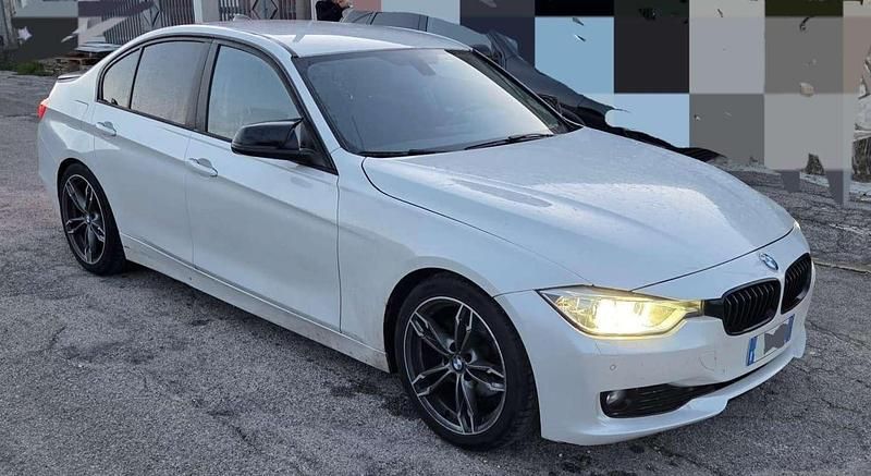 Usata BMW 318 143 CV (105 kW) 2014 Berlina