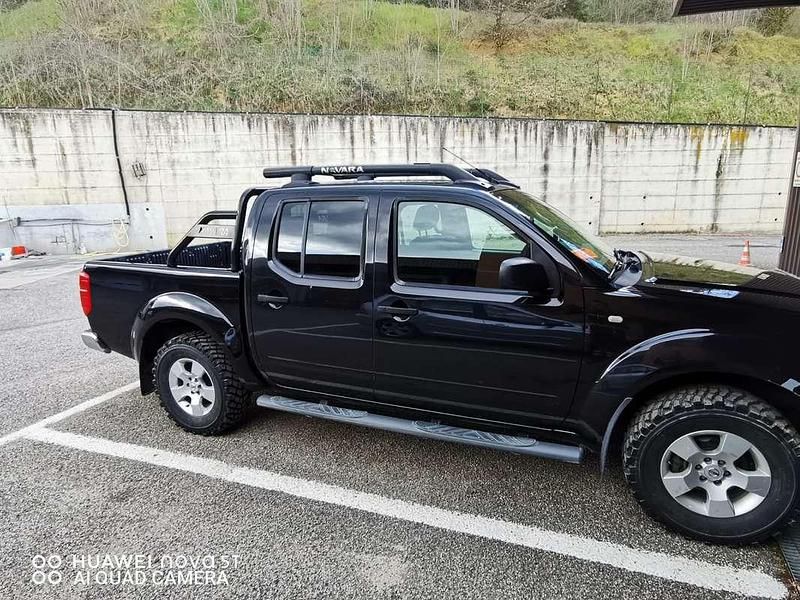 Second-hand Nissan Navara SE 171 CP (125 kW) 2007 Negru Pickup