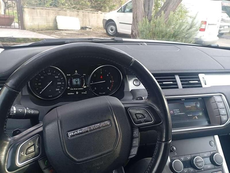 Usado Land Rover Range Rover evoque 150 HP (110 kW) 2016 SUV