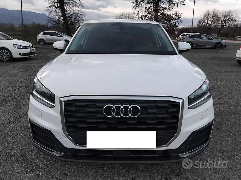 Usata Audi Q2 Business 116 CV (85 kW) 2020 Bianco SUV