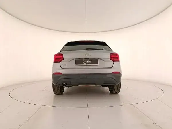 Usata Audi Q2 Business 116 CV (85 kW) 2018 Argento SUV