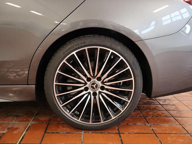 Nuova Mercedes C220 Advanced 200 CV (147 kW) 2026 Grigio Berlina