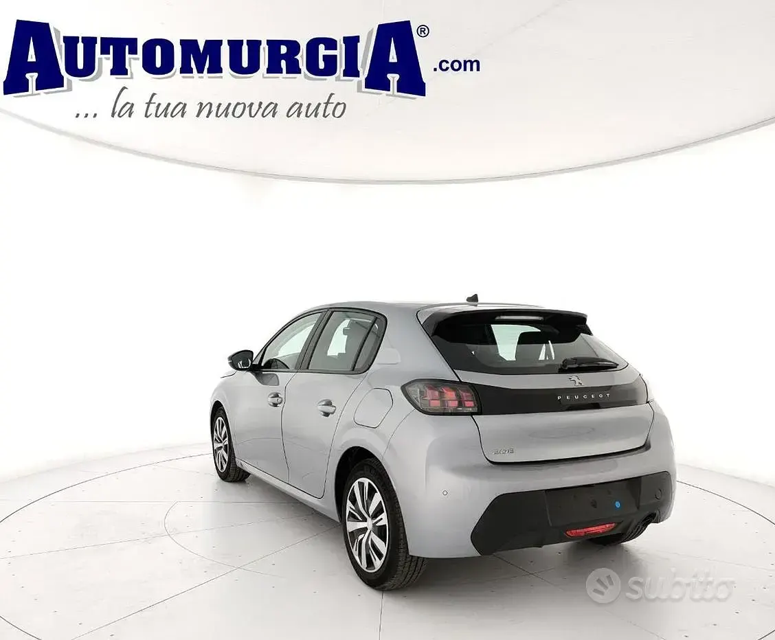 Usata Peugeot 208 75 CV (55 kW) 2023 Grigio Utilitaria