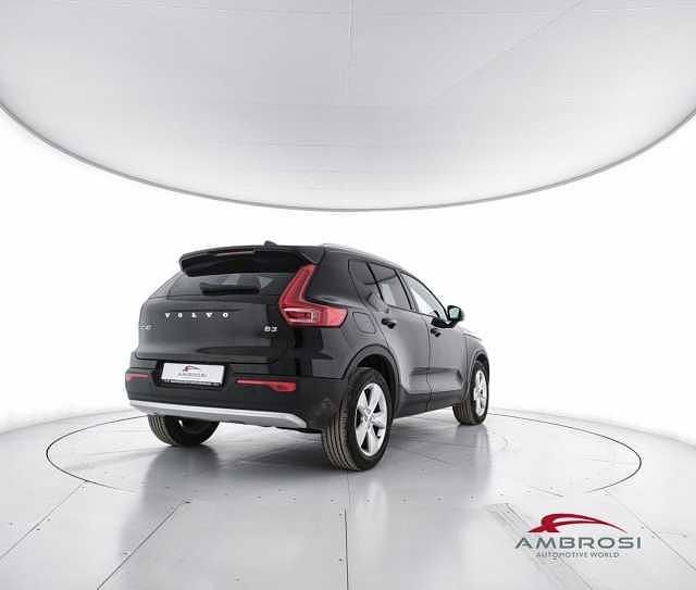 Usata Volvo XC40 Plus 163 CV (119 kW) 2022 Nero SUV