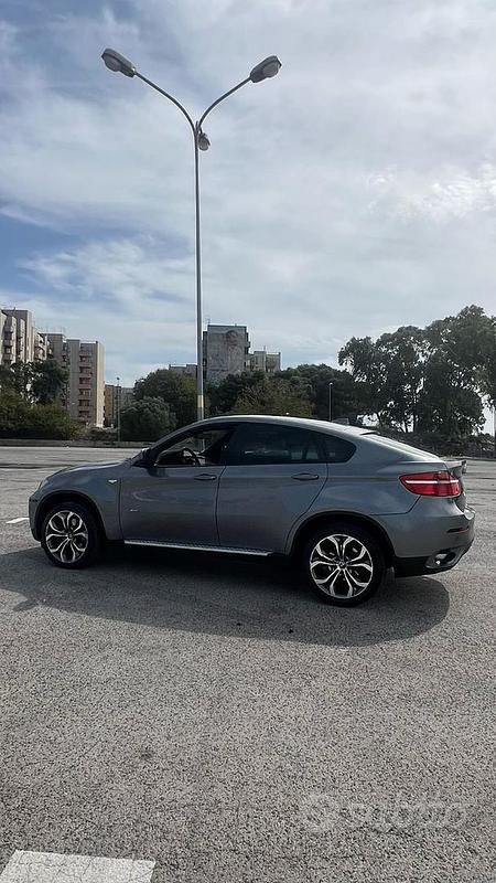 Begagnad BMW X6 2009 Grå SUV