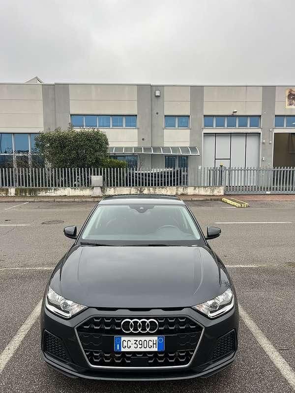 Usata Audi A1 Sportback Ambiente 95 CV (69 kW) 2020 Utilitaria