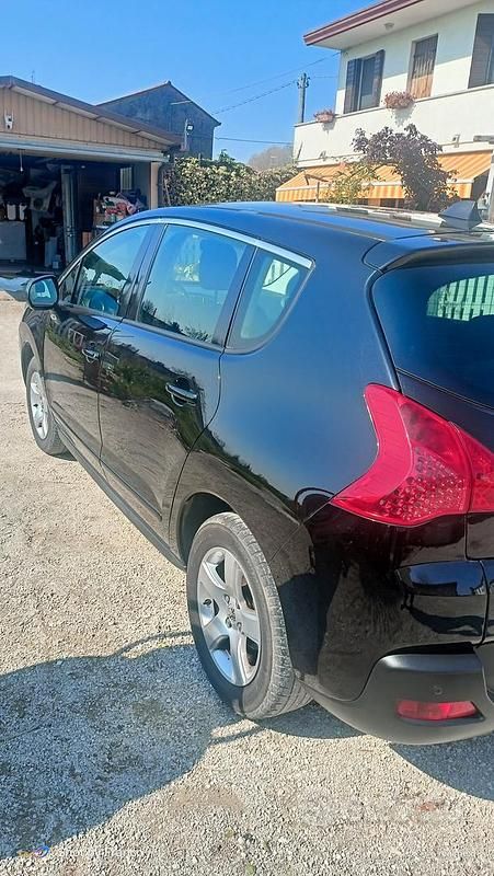 Usata Peugeot 3008 2010 Nero Station wagon