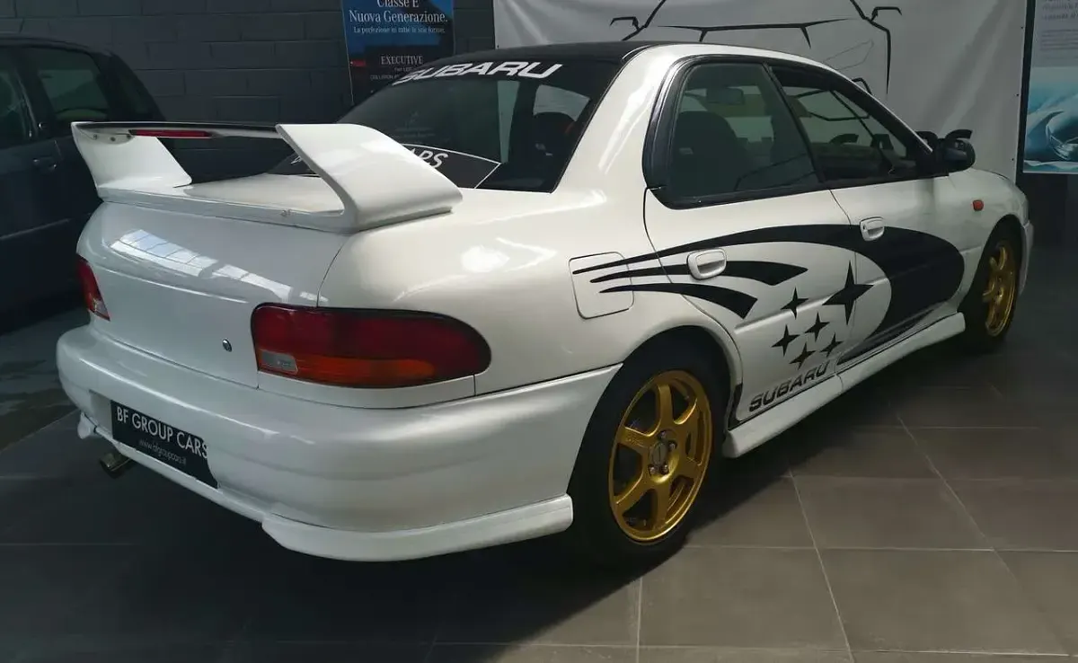 Usata Subaru Impreza 211 CV (155 kW) 1997 Bianco Berlina