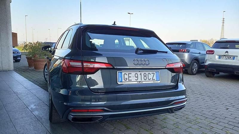 Usata Audi A4 Advanced 163 CV (119 kW) 2021 Grigio manhattan metallizzato Station wagon