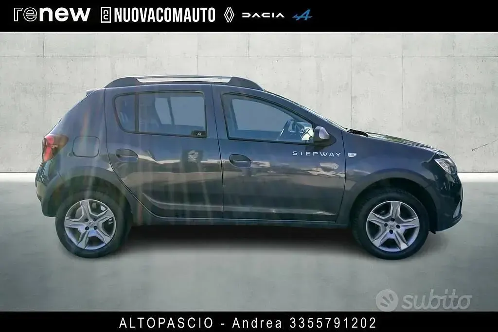 Usata Dacia Sandero Stepway 90 CV (66 kW) 2018 Grigio Berlina