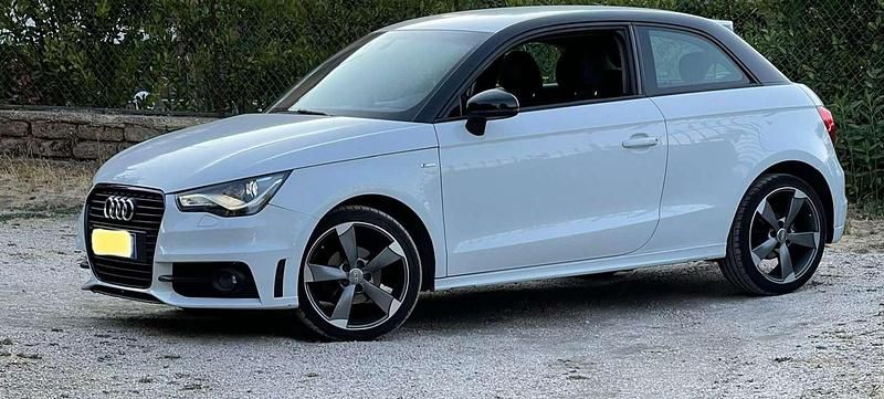 Bianco Usata 2014 Audi A1 S-Line Due volumi | 8800 € (Ottimo prezzo) - Immagine 1/4